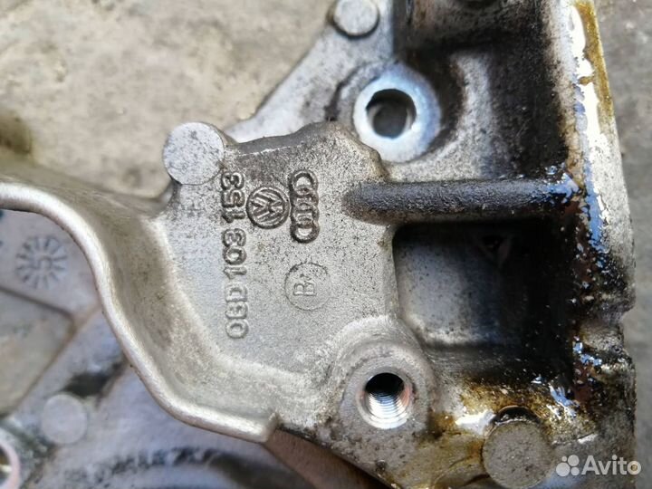 Передняя Крышка Двигателя Пассат Б6 2.0 FSI