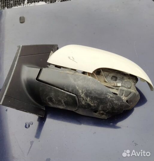 Левое боковое зеркало ssangyong actyon 2011 г