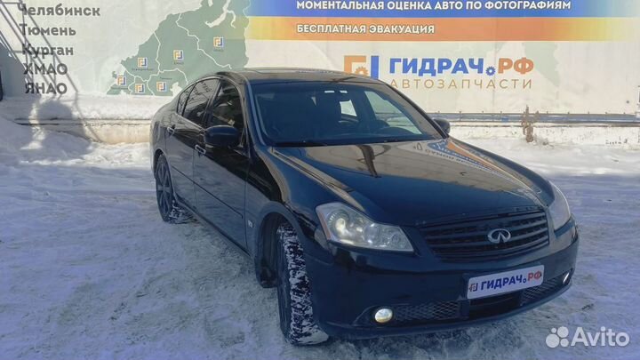 Кулак поворотный задний левый Infiniti M35 (Y50) 4