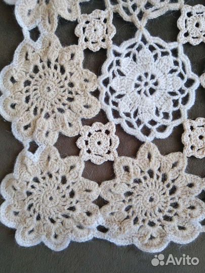 Шарфы и палантины