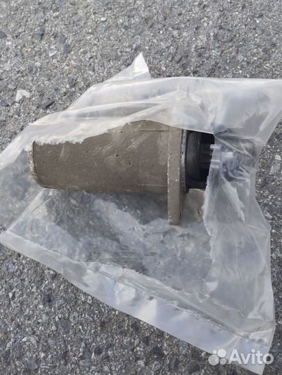 Стартер на priora 3 болта