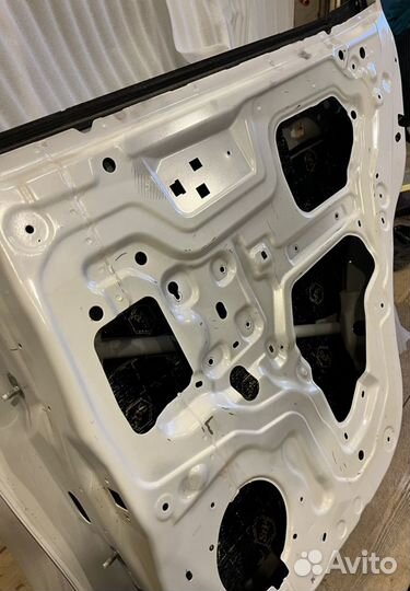 Дверь задняя правая Nissan X-Trail T-32