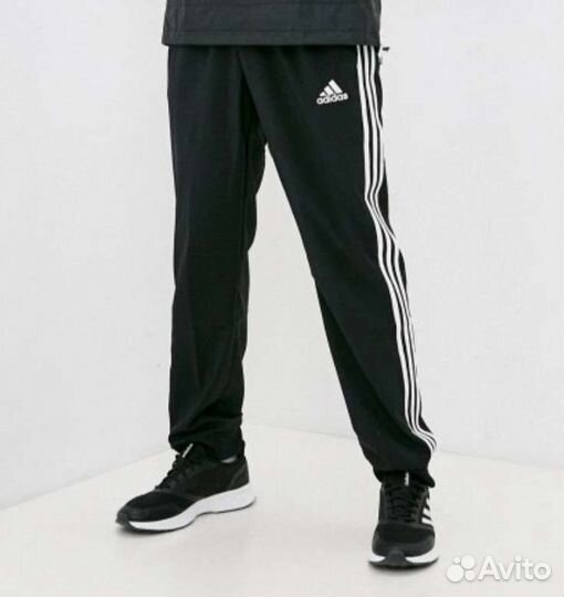 Спортивный костюм adidas