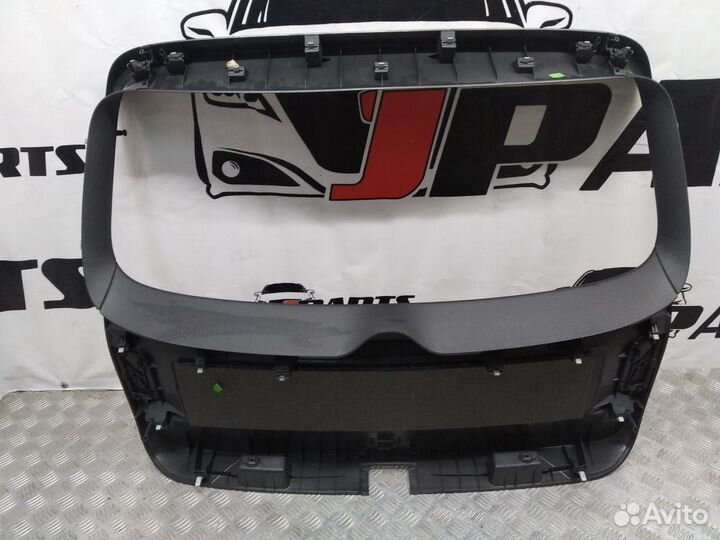 Обшивка двери багажника Volkswagen Tiguan I рестай