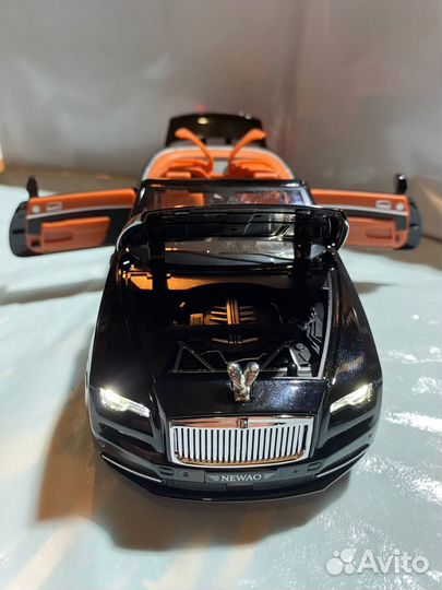 Детская игрушка металлическая Rolls Royce Dawn