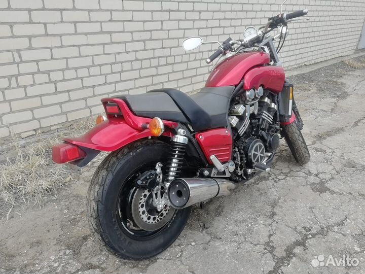 Yamaha vmax 1200