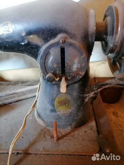 Швейная машинка