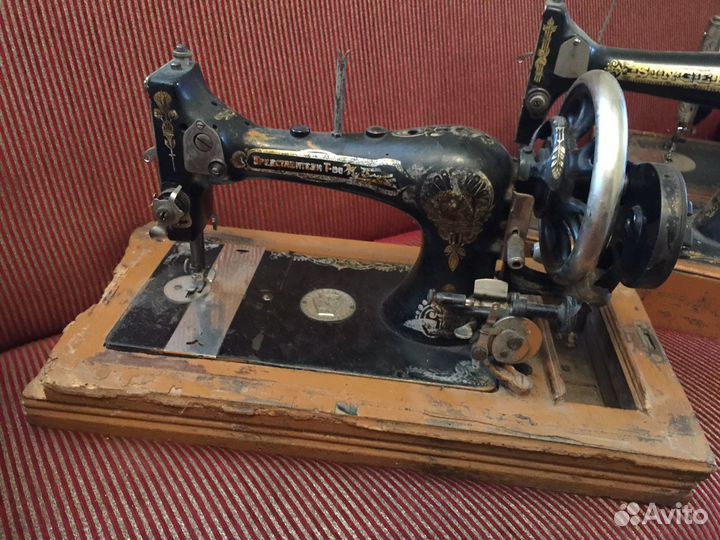 Швейная машинка Жан Блок Зингер пмз