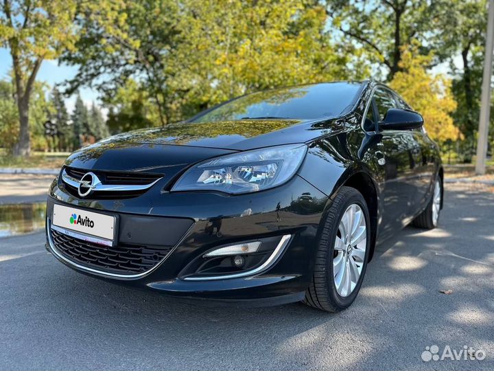 Opel Astra 1.6 AT, 2014, 60 000 км