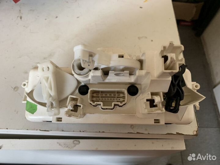 Блок управления отопителем Renault Megane 2