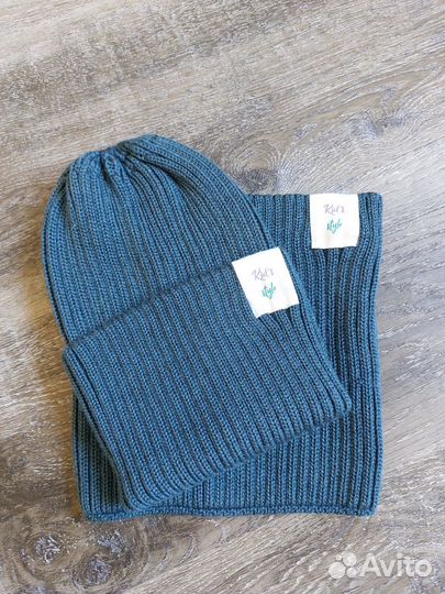 Комплект шапка и снуд