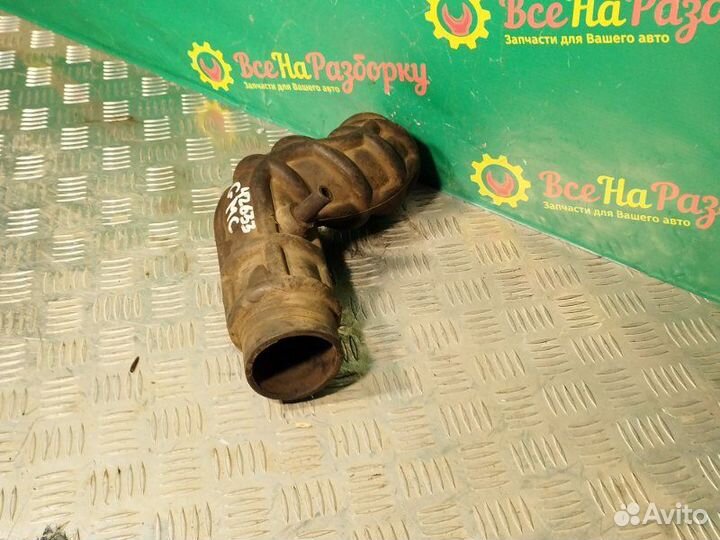 Патрубок воздушного фильтра Gmc Рефрижератор