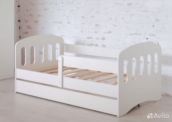 Кроватка детская