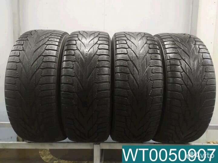 Nokian Tyres Hakkapeliitta R2 SUV 285/60 R18 95T