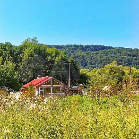 Дом 30 м² на участке 50 сот.