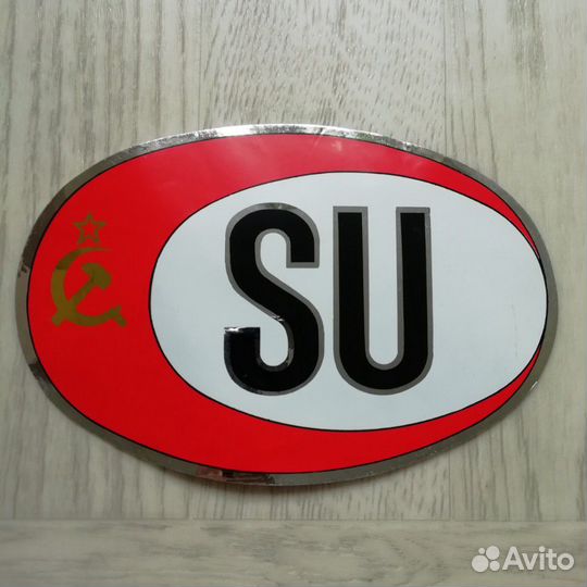 Наклейка на авто