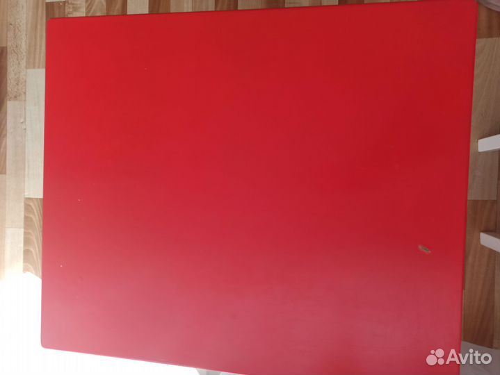 Детский стол и стулья (Икеа)