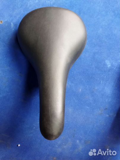 Седло для велосипеда кожаное