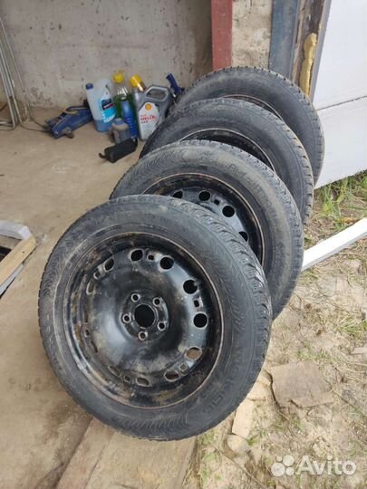 Nokian Tyres Hakkapeliitta 8 185/60 R15