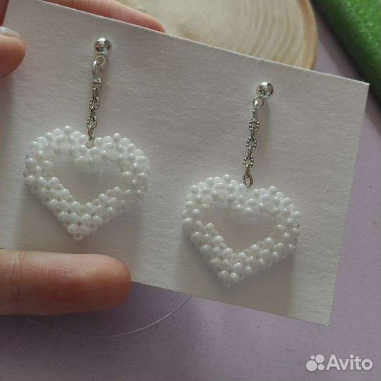 Украшения из бисера