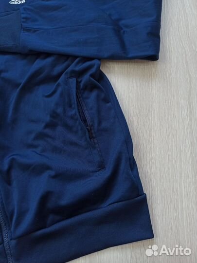 Adidas олимпийка