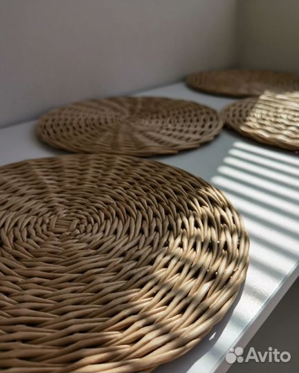 Сервировочная салфетка плетеная