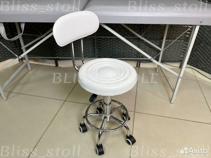 Кушетка и стул мастера