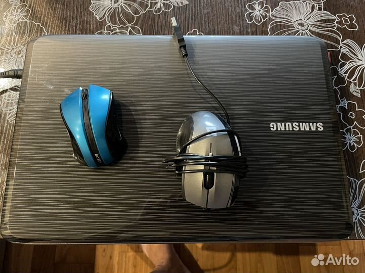 Ноутбук samsung бу
