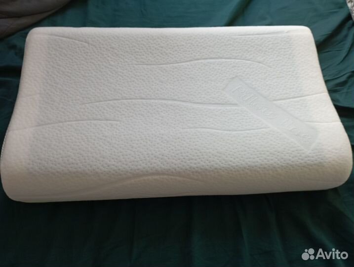 Подушка ортопедическая новая с эффектом памяти