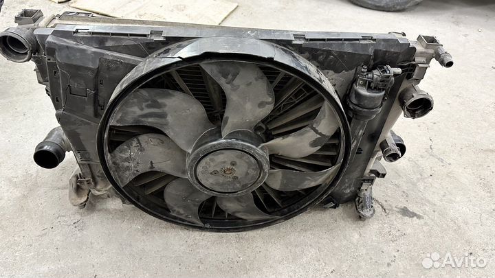 Кассета радиаторов мерседес w 207-C 207-С 205