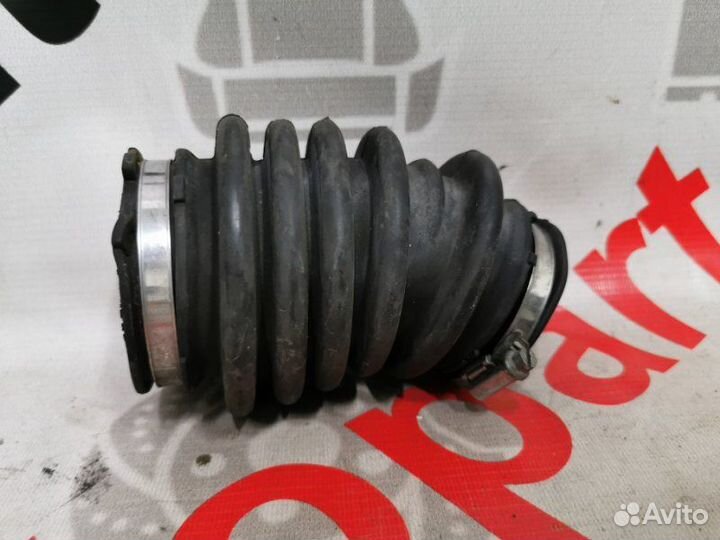 Патрубок впускной воздушного фильтра Ford Mondeo 4