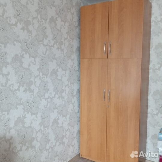 Компьютерный стол и шкаф бу