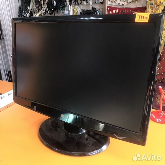 Мониторы в ассортименте