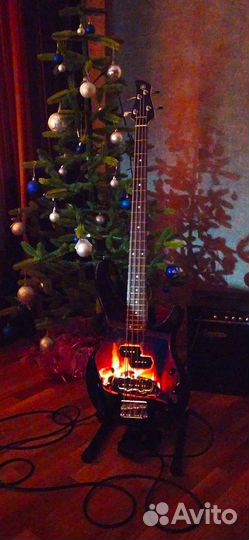 Басс гитара Yamaha