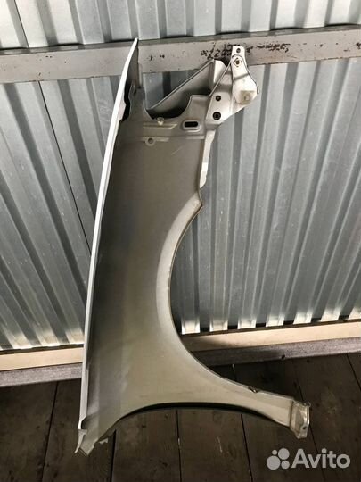 Крыло переднее правое Subaru Legacy 2003-2006 B13