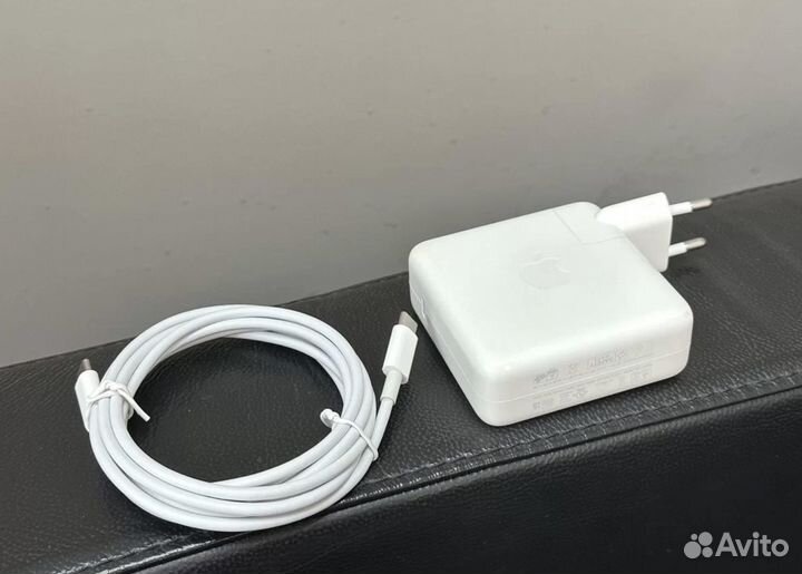 Блок питания Apple USB-C 61W + USB-C кабель