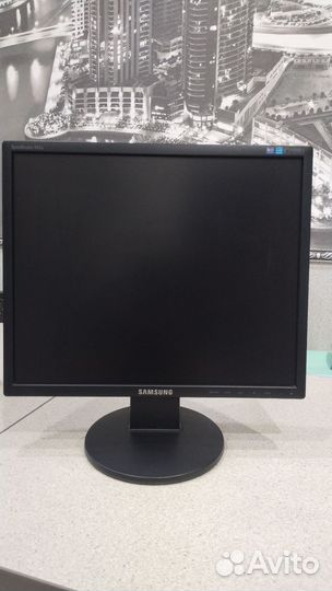 Монитор Samsung