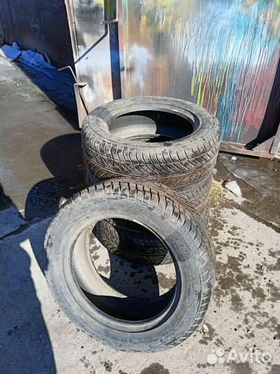 Goodyear UltraGrip 255/55 R18
