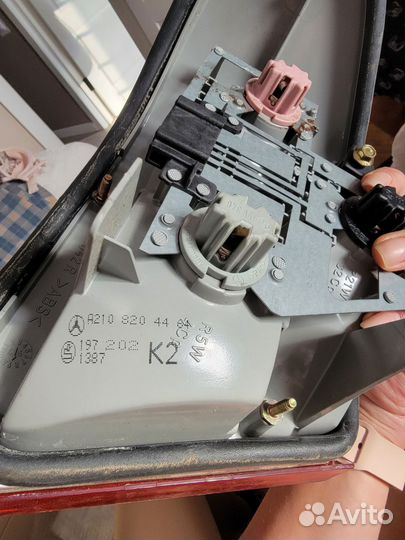 Комплект задних фонарей Mercedes e210