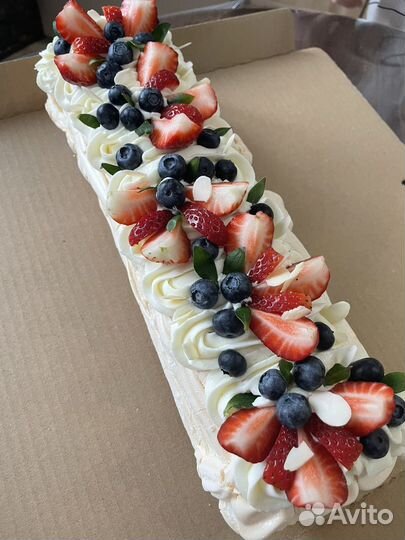 Меренговый рулет 