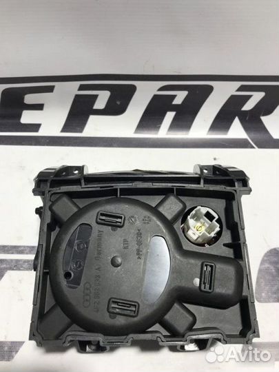 Подстаканник Audi A6 С6