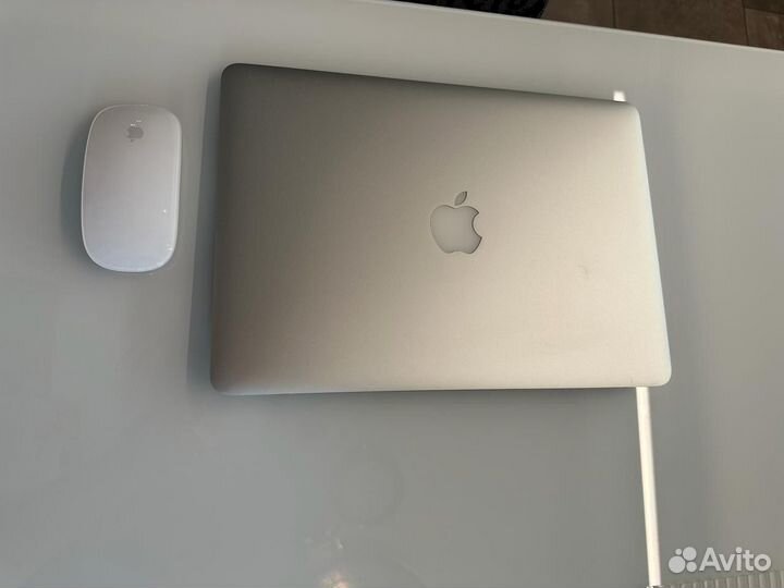 Apple MacBook Air 13 2017 + Magic mouse