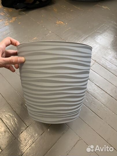 Горшок для цветов, подставка для елки