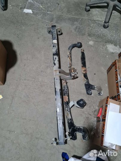 Фаркоп на Ford Focus 3 универсал