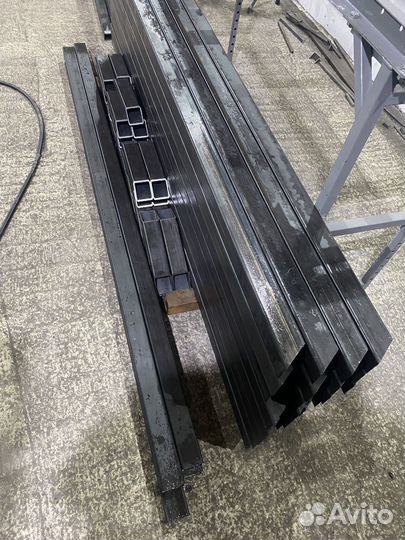 Резка металла на ленточной пиле