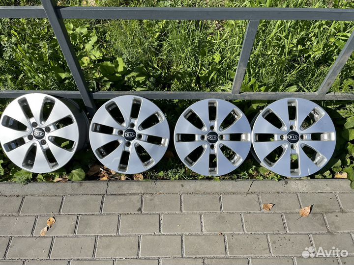Литые диски Kia Rio R15 4x100