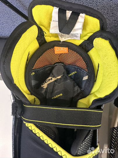 Хоккейные наколенники