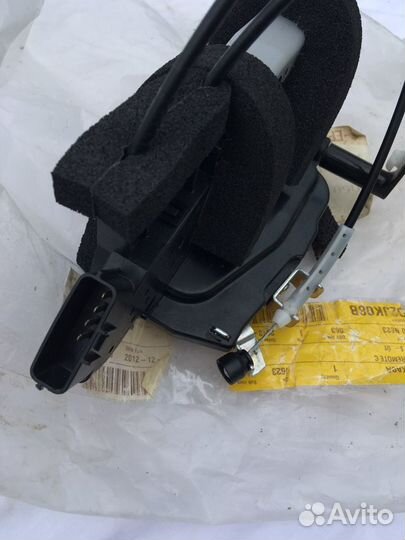 Замок водительской двери infinity FX nissan Murano