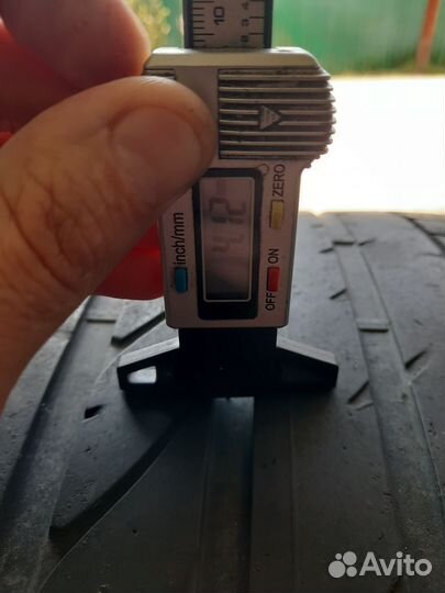 Bridgestone Dueler H/P Sport 315/35 R21