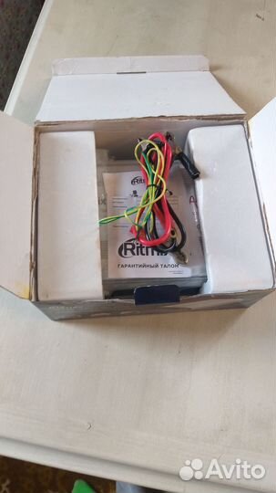 Автомобильный преобразователь Ritmix RPI-6100